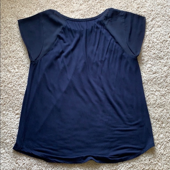 Loft blue shirt . Never worn . No tags - Picture 3 of 3